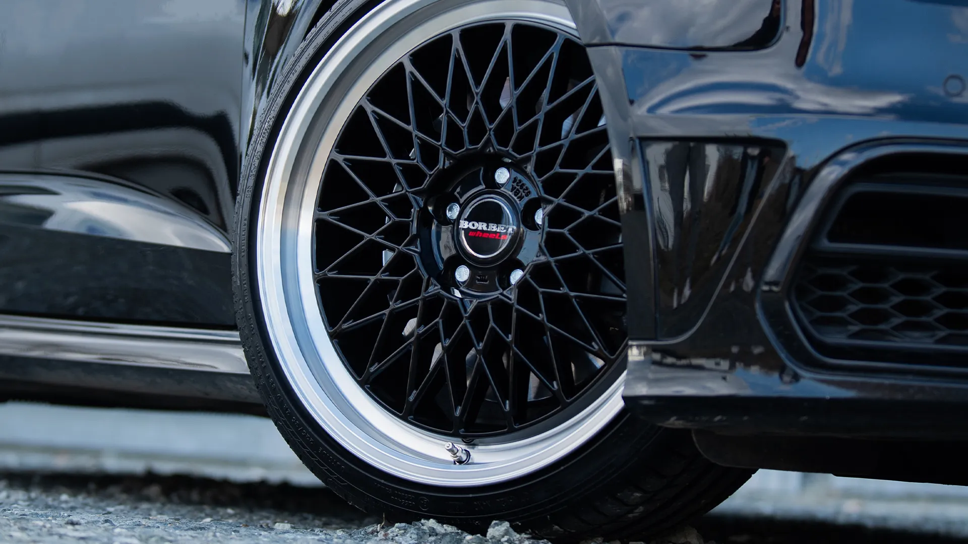 BORBET B black rim polished