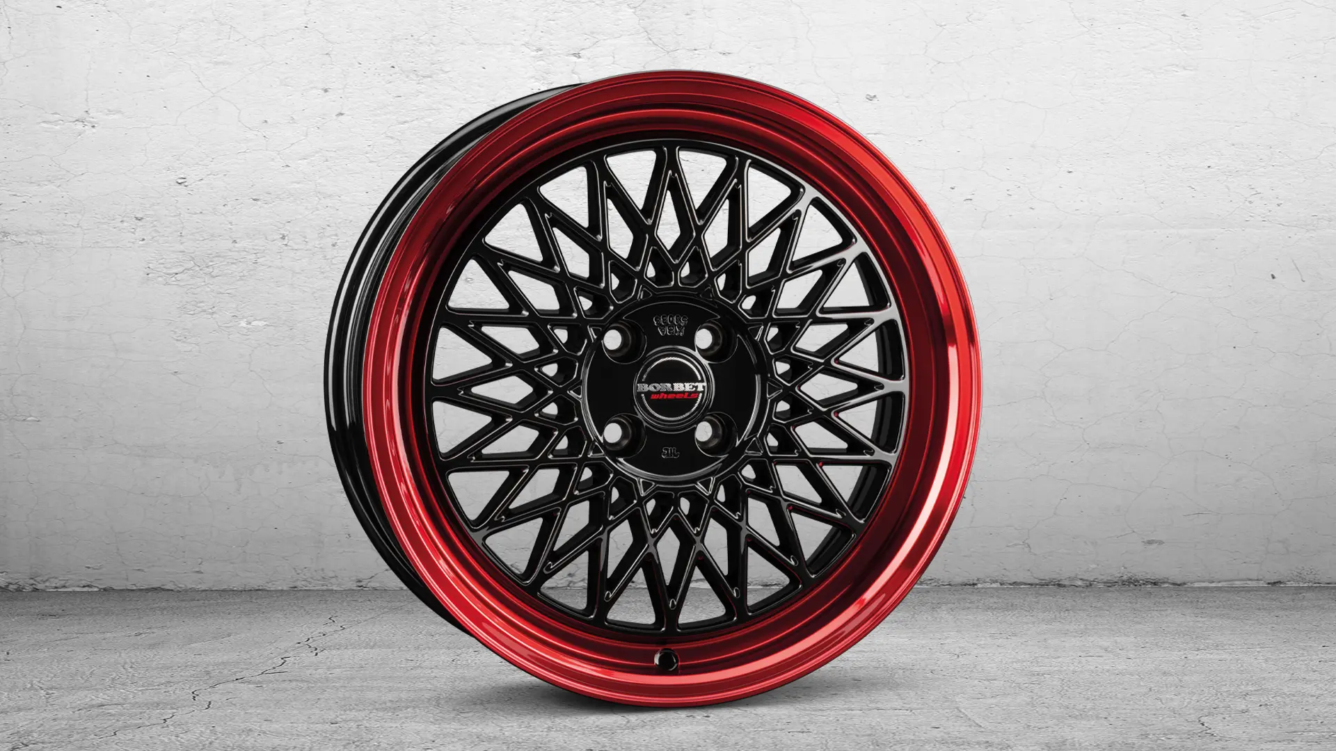 BORBET B black rim red. 4L